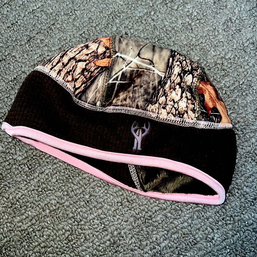 Real tree fleece hat